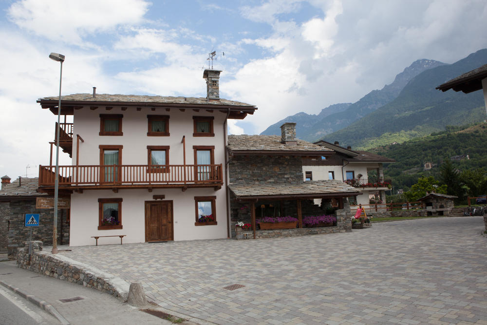 Relais Du Berger Hotel Aosta Bagian luar foto