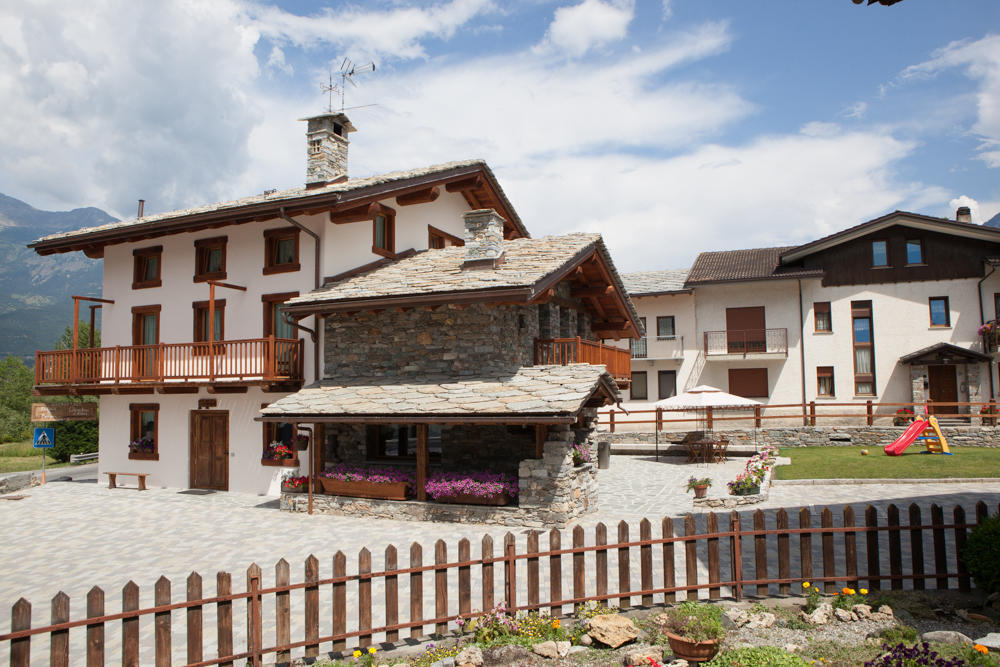 Relais Du Berger Hotel Gressan Bagian luar foto